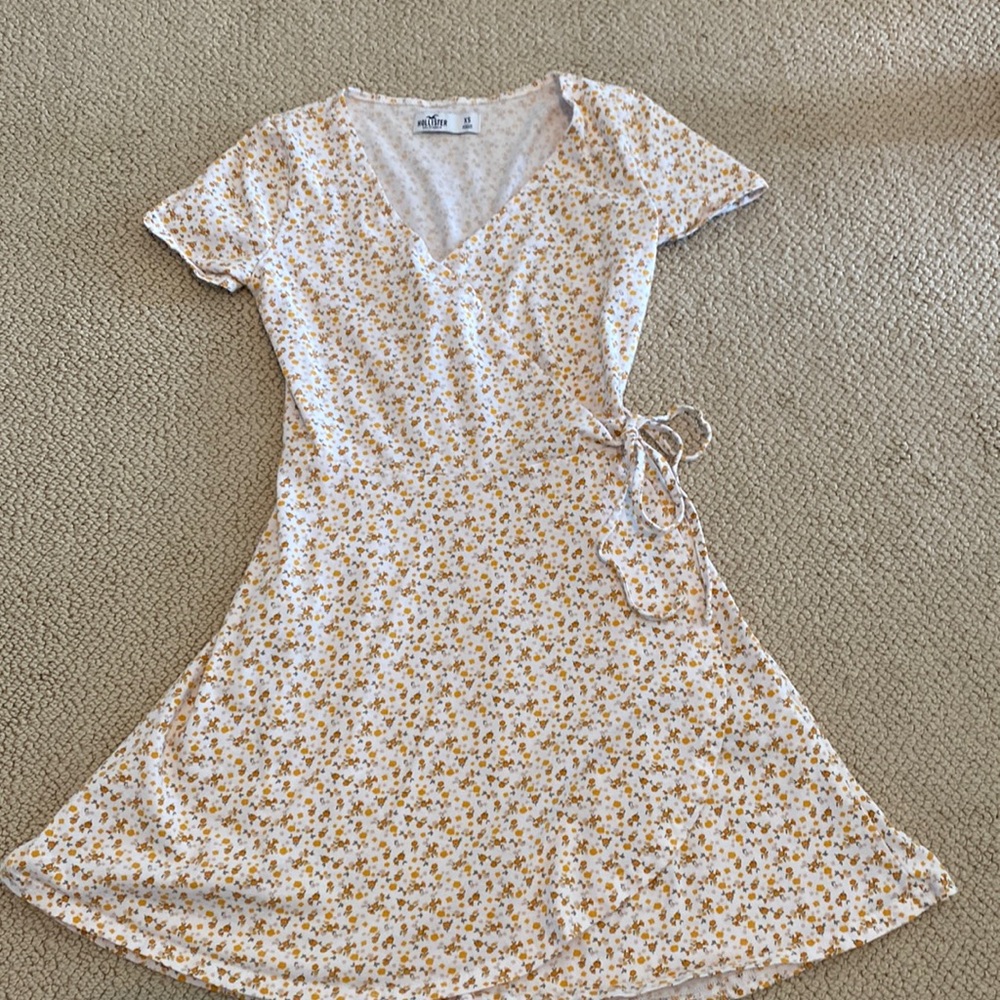 Hollister wrap dress